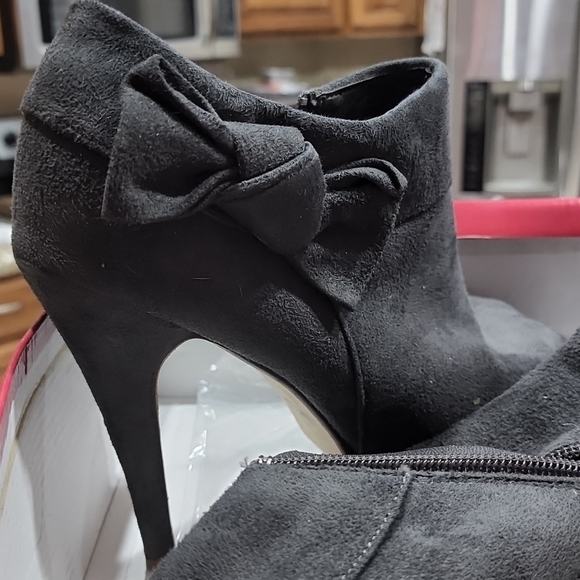 Booties - Picture 1 of 3